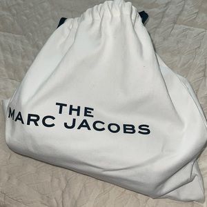 Marc Jacob’s pillow bag w dust bag and crossbody strap